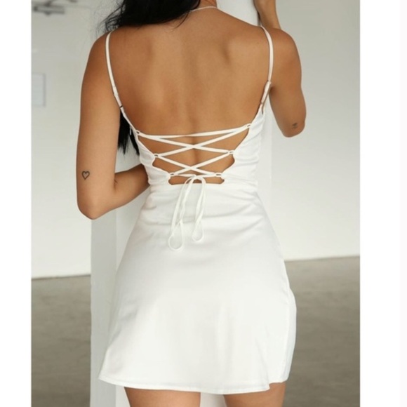 Tiger Mist White Strap Back Mini Dress small - Picture 2 of 8